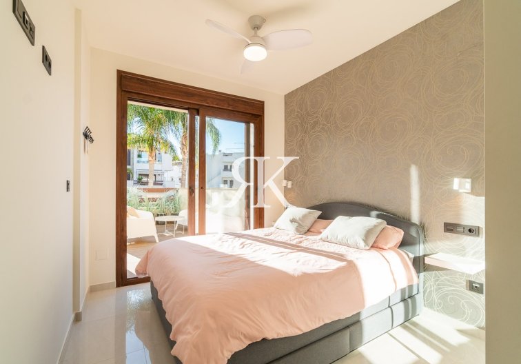 Wiederverkauf - Wohnung - Orihuela Costa - Costa Blanca