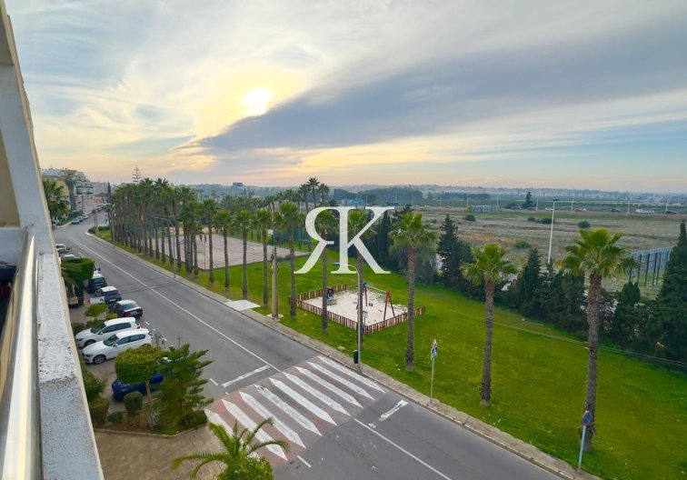 Wiederverkauf - Wohnung - Torrevieja - La Veleta