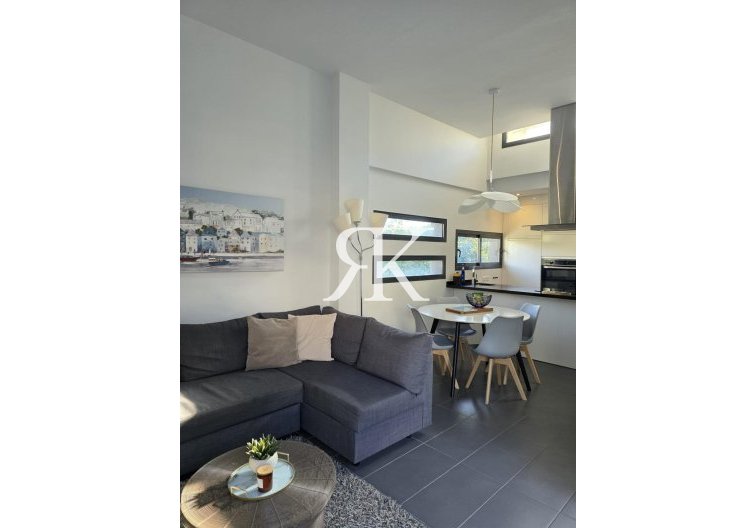 Revente - villa - Orihuela Costa - Villamartín