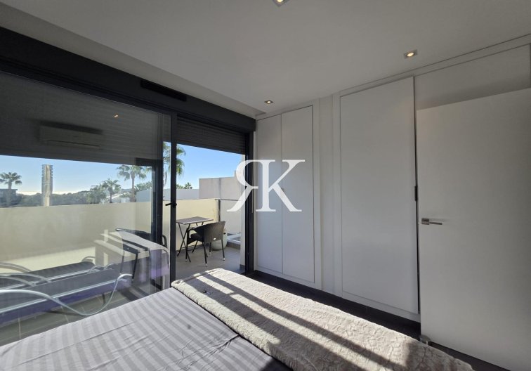 Revente - villa - Orihuela Costa - Villamartín