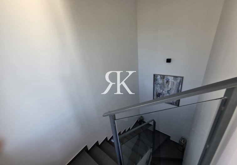 Revente - villa - Orihuela Costa - Villamartín