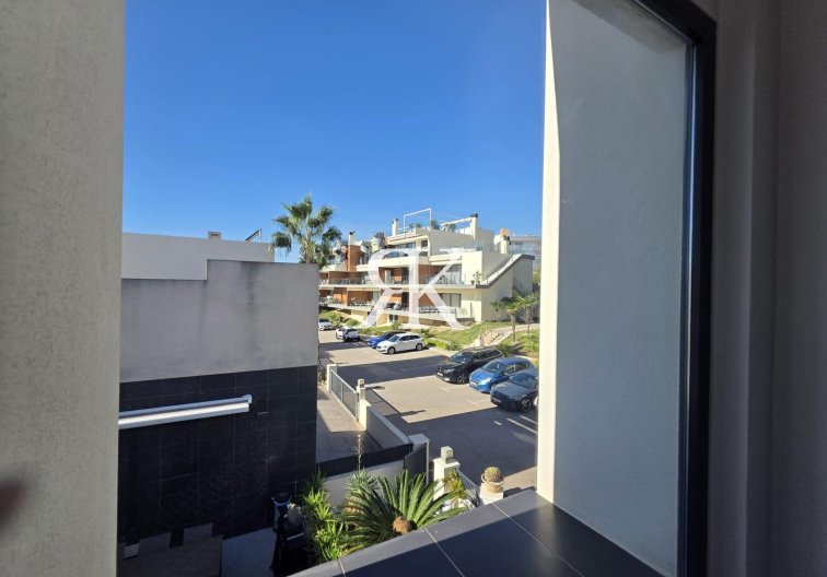 Revente - villa - Orihuela Costa - Villamartín