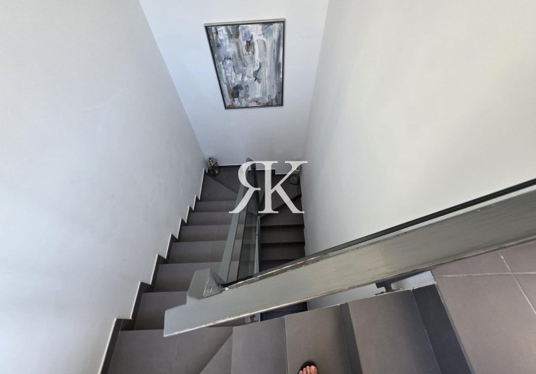 Revente - villa - Orihuela Costa - Villamartín