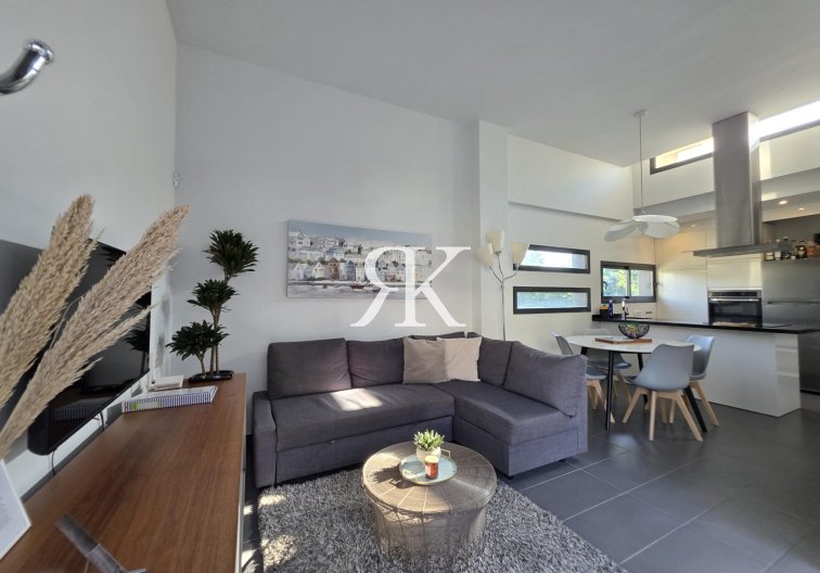 Revente - villa - Orihuela Costa - Villamartín