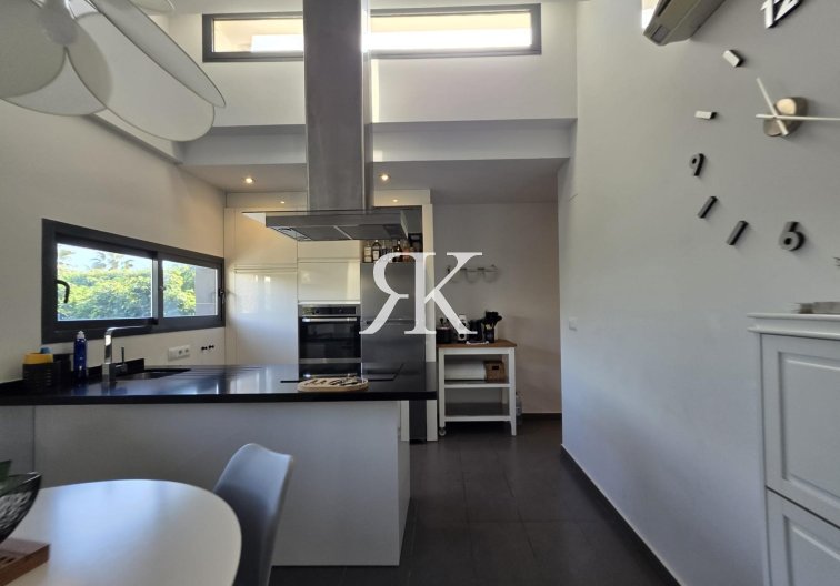 Revente - villa - Orihuela Costa - Villamartín