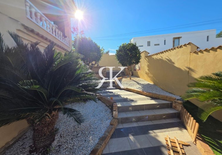 Segunda mano - villa - Orihuela Costa - Villamartín-las Filipinas