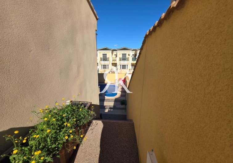 Segunda mano - villa - Orihuela Costa - Villamartín-las Filipinas