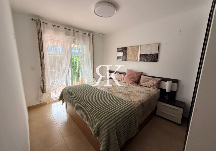 Resale - Apartment - Orihuela Costa - Villamartín