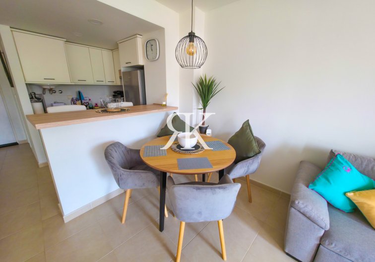 Resale - Apartment - Villamartin - Costa Blanca