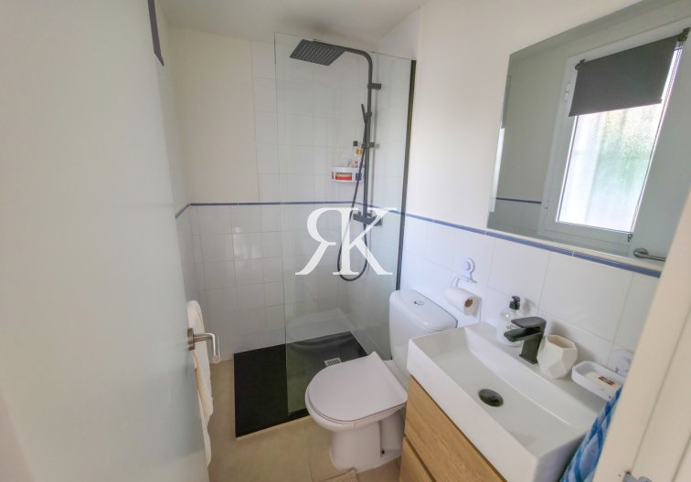 Resale - Apartment - Villamartin - Costa Blanca