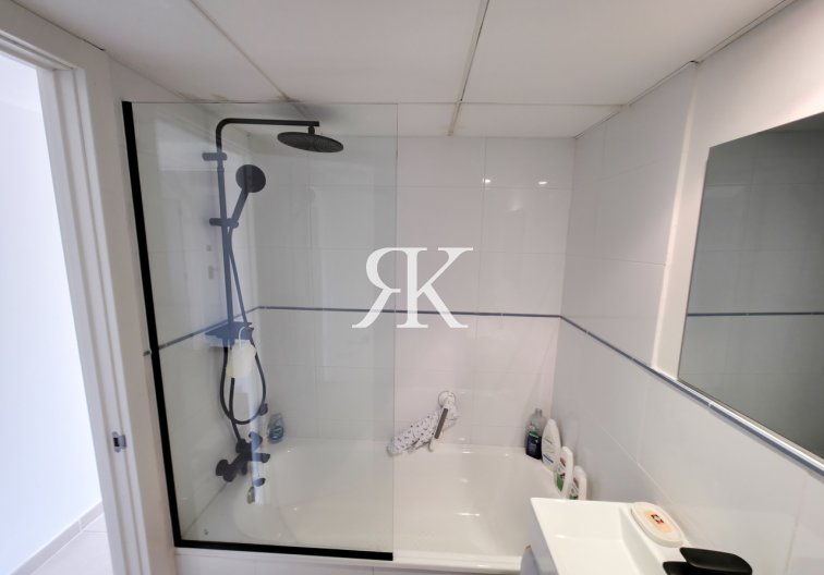 Resale - Apartment - Villamartin - Costa Blanca