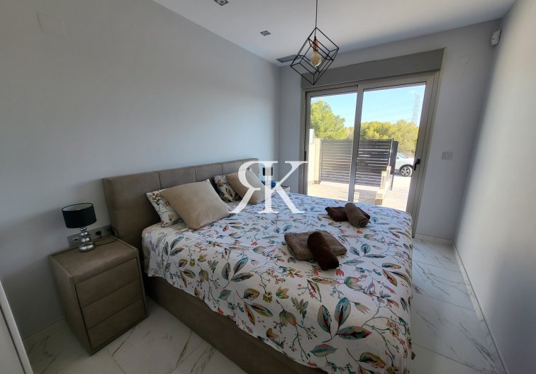 Revente - villa - Orihuela Costa - Costa Blanca