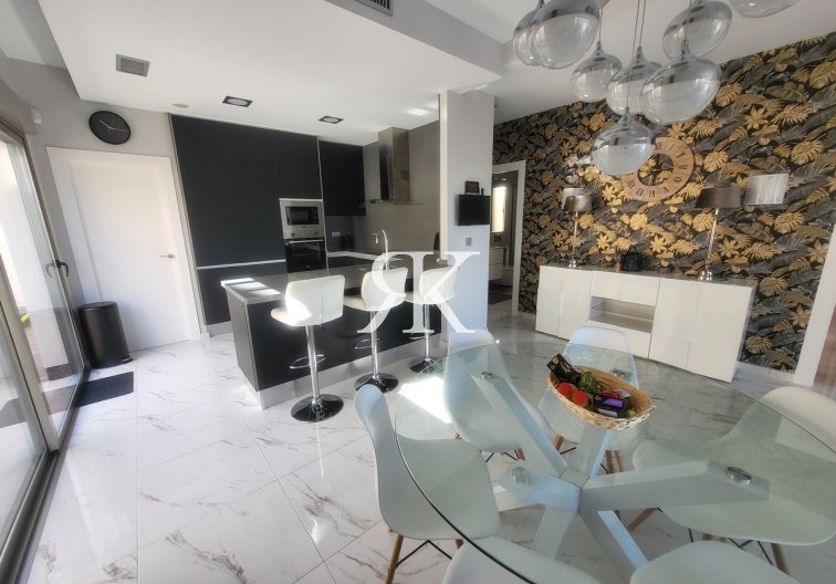 Revente - villa - Orihuela Costa - Costa Blanca