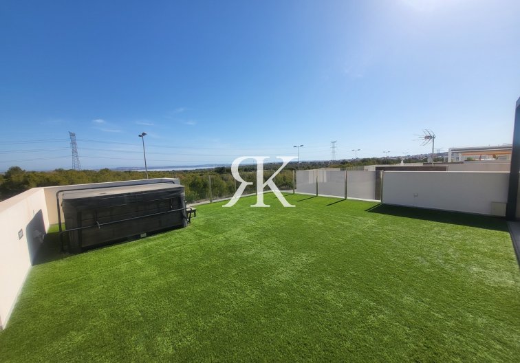 Revente - villa - Orihuela Costa - Costa Blanca