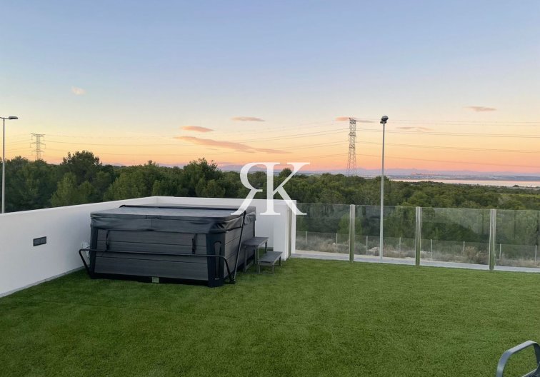 Revente - villa - Orihuela Costa - Costa Blanca