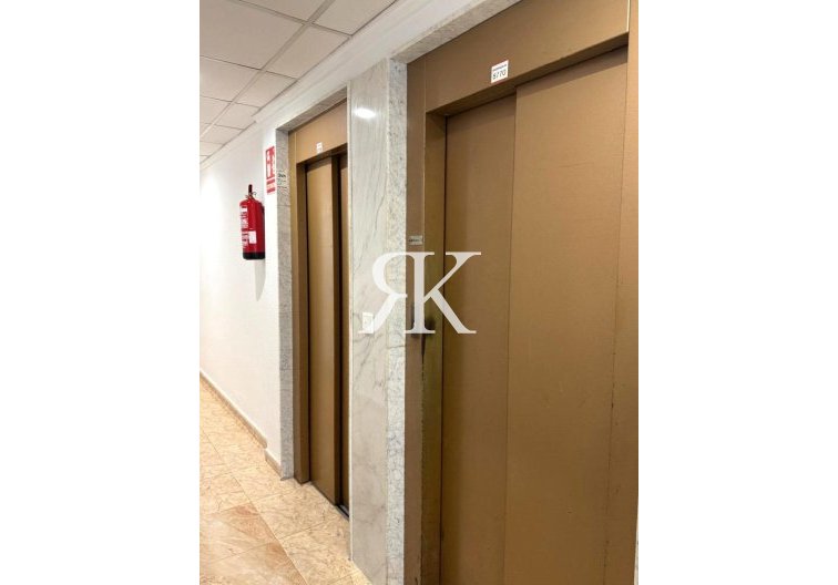 Herverkoop - Appartement - Torrevieja - Playa del Cura