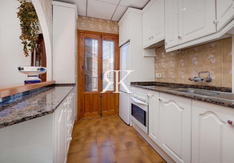 Resale - Bungalow - Torrevieja - La Mata