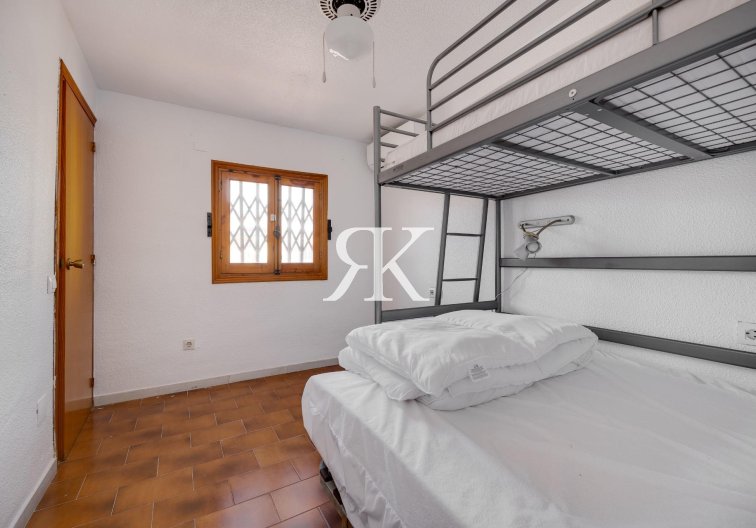 Resale - Bungalow - Torrevieja - La Mata