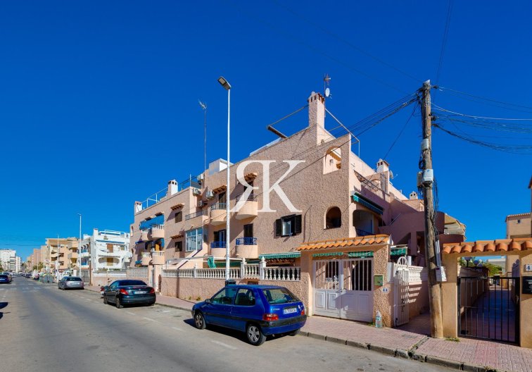 Resale - Bungalow - Torrevieja - La Mata