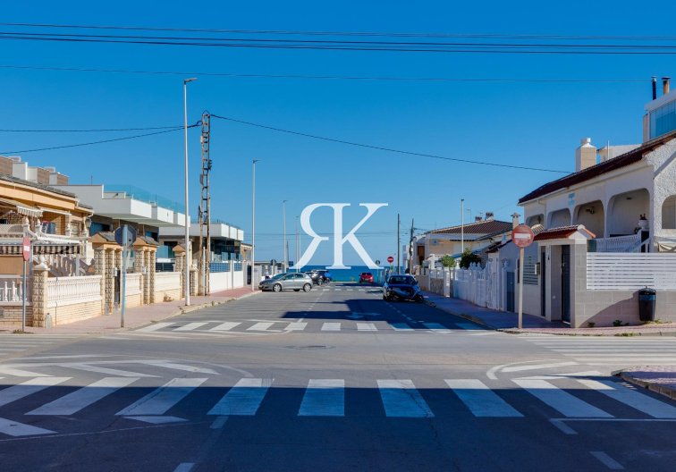 Resale - Bungalow - Torrevieja - La Mata