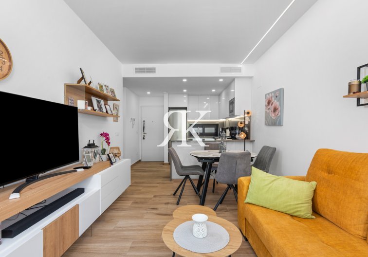 Resale - Apartment - Villamartin - Costa Blanca