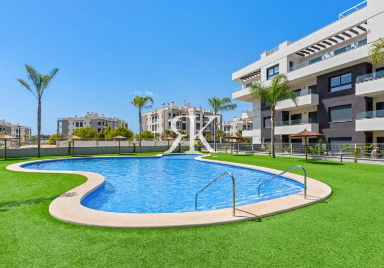 Resale - Apartment - Villamartin - Costa Blanca