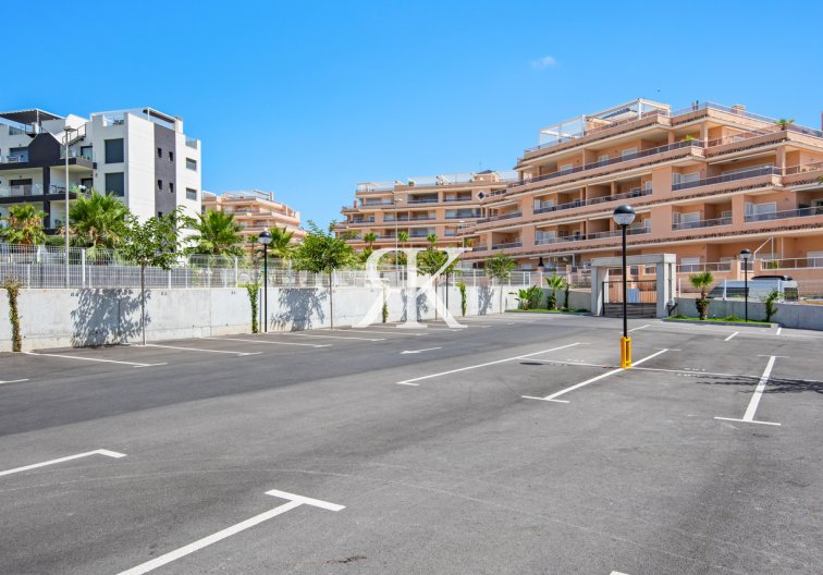 Resale - Apartment - Villamartin - Costa Blanca