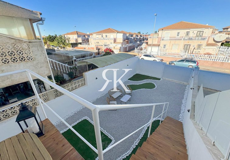 Resale - Bungalow - Orihuela Costa - Costa Blanca