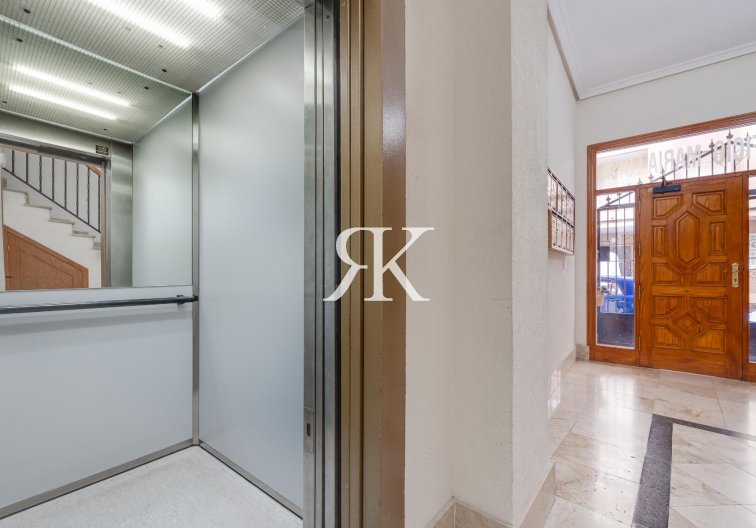 Segunda mano - Apartamento  - Torrevieja - Costa Blanca