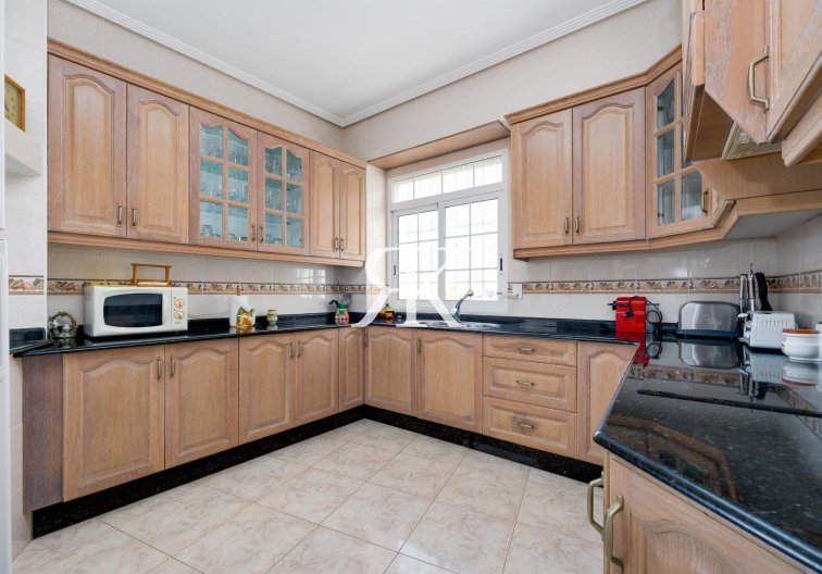 Resale - Apartment - Torrevieja - Costa Blanca