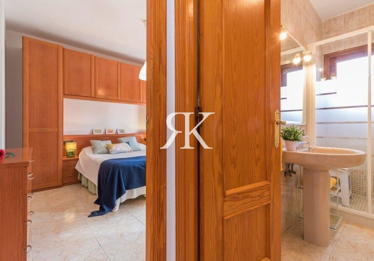 Revente - villa - Orihuela Costa - Costa Blanca