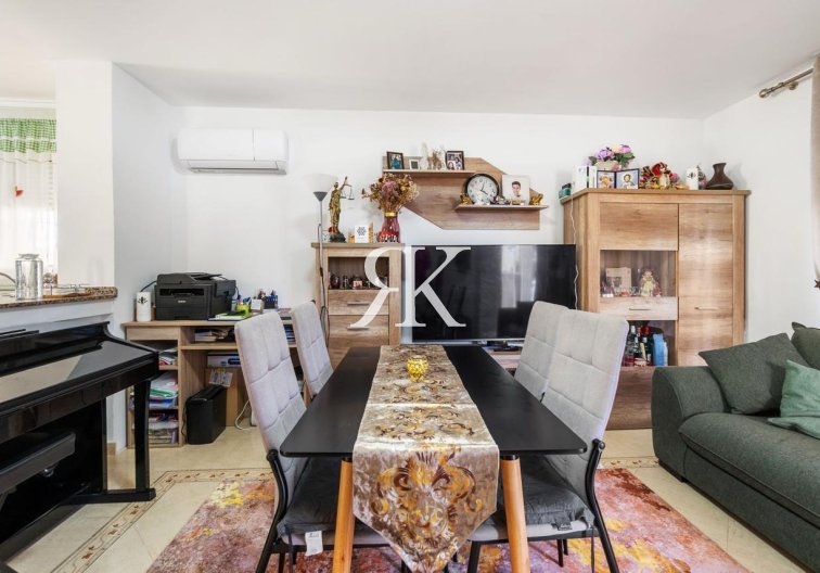 Resale - villa - Orihuela Costa - Costa Blanca