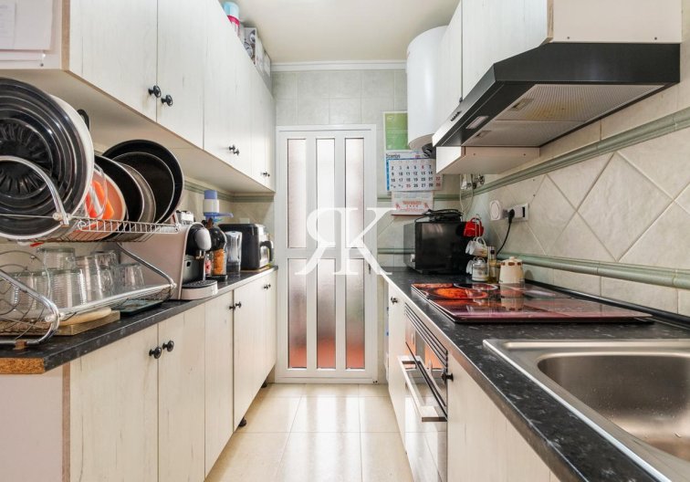 Resale - villa - Orihuela Costa - Costa Blanca