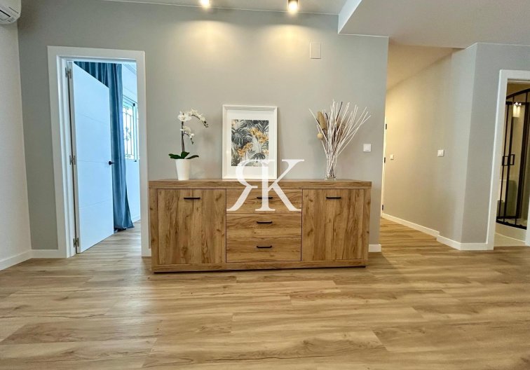 Wiederverkauf - Semi Detached - Orihuela - Inland