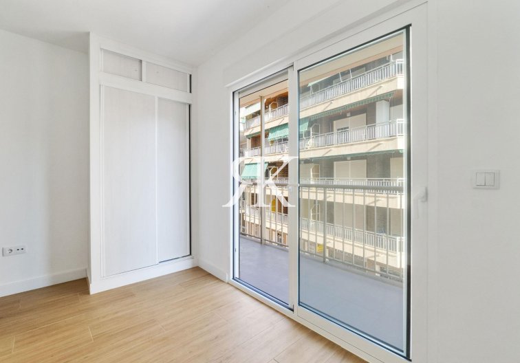 Resale - Apartment - Torrevieja - Costa Blanca