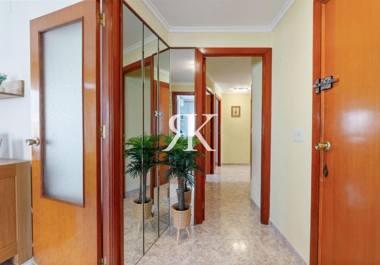 Resale - Apartment - Torrevieja - Costa Blanca