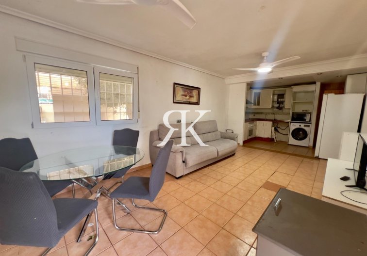 Resale - Bungalow - Torrevieja - Torreblanca