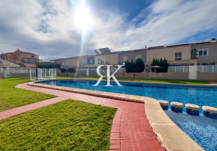 Resale - Bungalow - Torrevieja - Torreblanca
