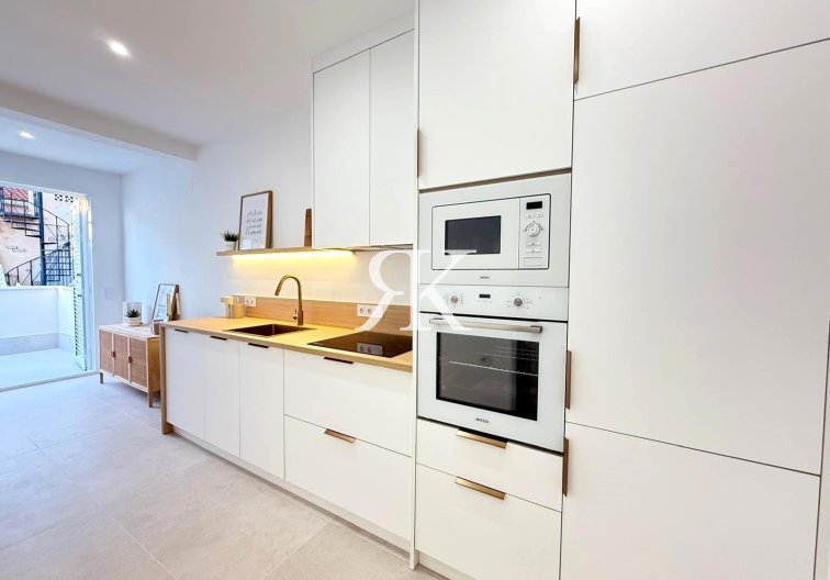 Revente - villa - Torrevieja - El Chaparral