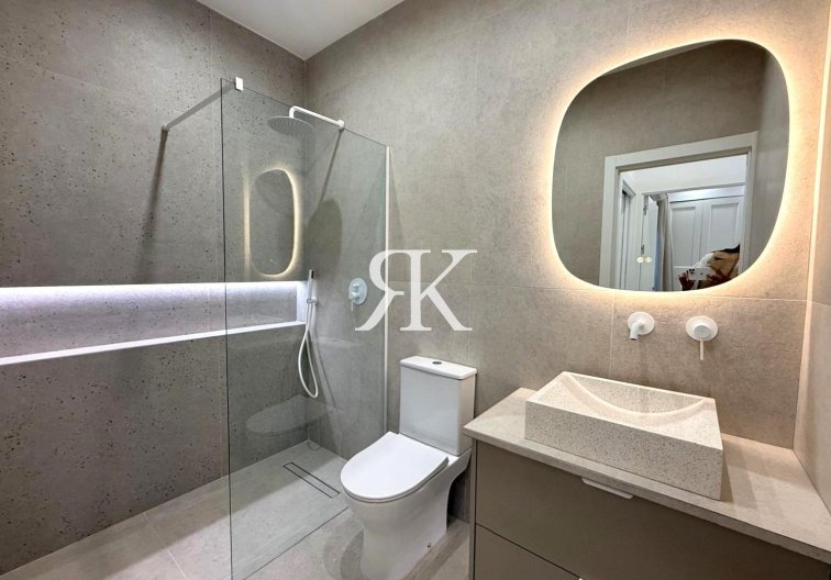 Revente - villa - Torrevieja - El Chaparral