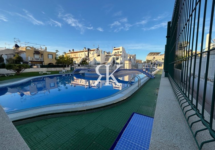 Revente - Semi Detached - Torrevieja - Carrefour