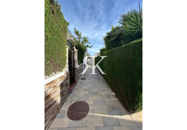 Wiederverkauf - Duplex - Orihuela Costa - Punta Prima