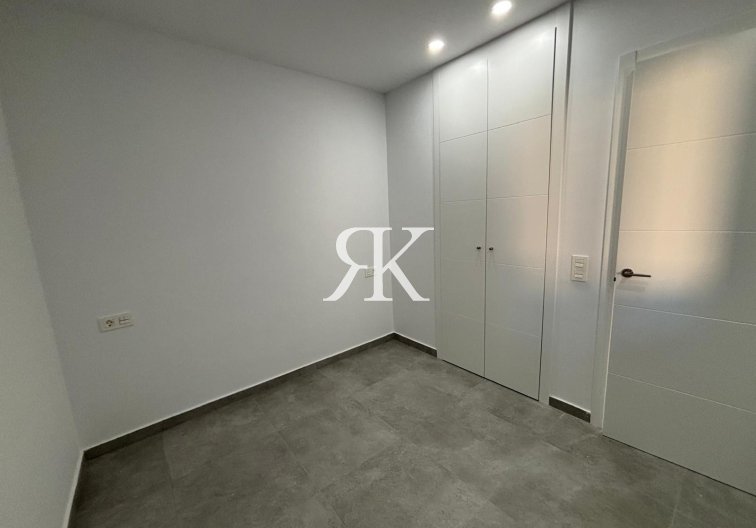 Revente - Appartement - Torrevieja - Estacion De Autobuses