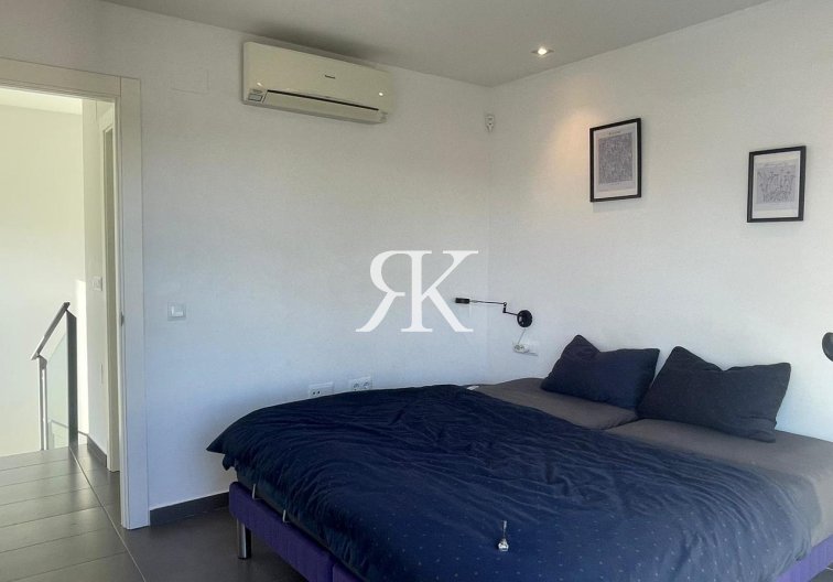 Herverkoop - villa - Villamartin - Costa Blanca