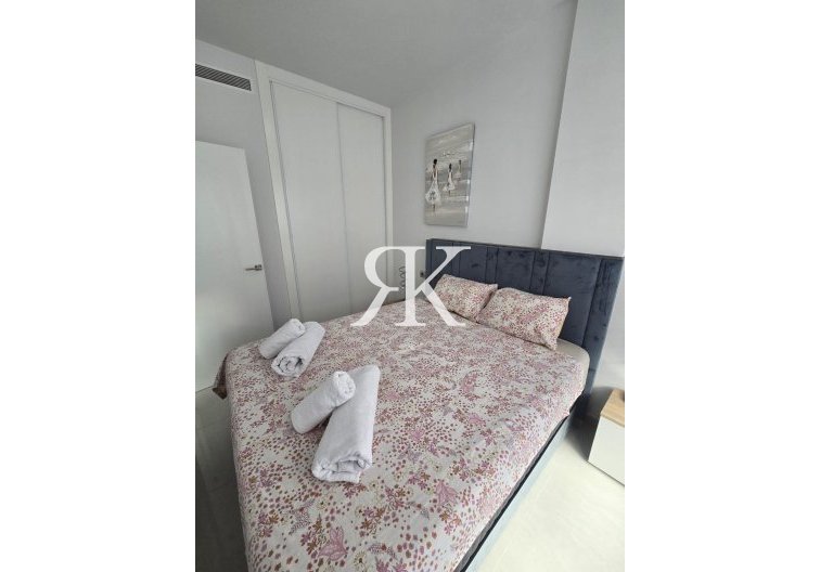 Segunda mano - Apartamento  - Torrevieja - Estacion De Autobuses