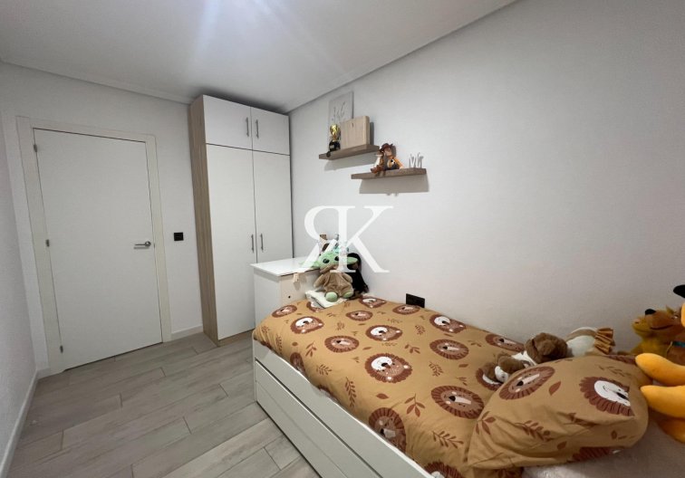 Wiederverkauf - Wohnung - Dolores - Comunidad Valenciana