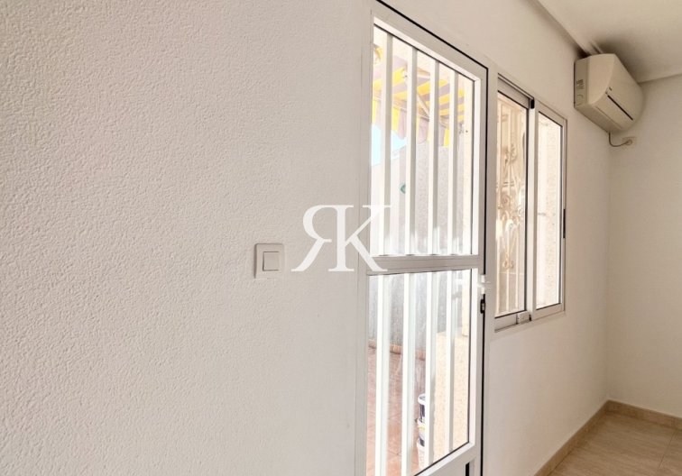 Segunda mano - town house - Torrevieja - Costa Blanca