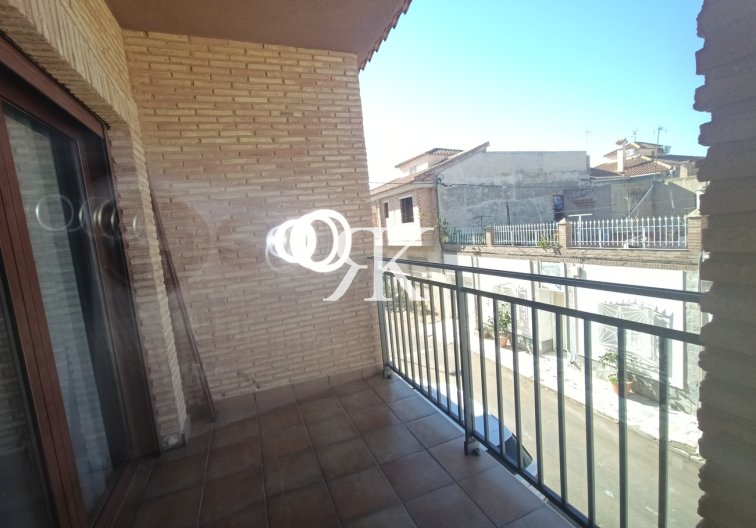 Revente - town house - Roldan - Inland