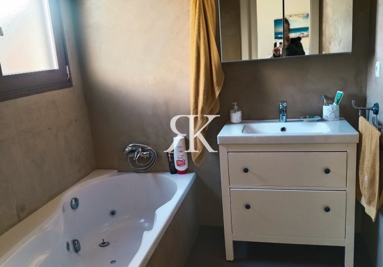 Revente - town house - Roldan - Inland