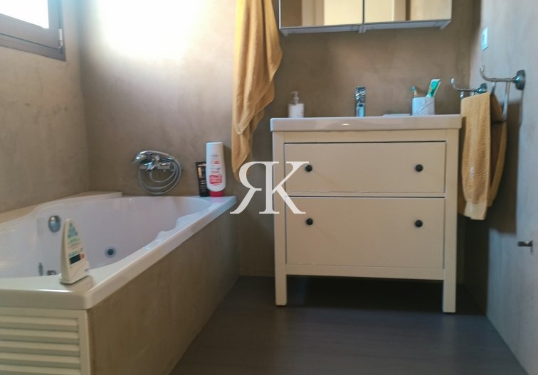 Revente - town house - Roldan - Inland